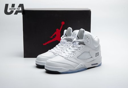 Jordan 5 Retro White Metallic HQ7978-103 Size 40-48.5